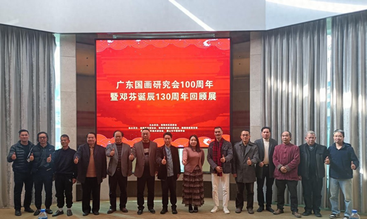 c1218cbed2014f20aec48d46fa7824ec_tplv-tt-origin-web_gif.jpeg